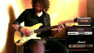 Video thumbnail for Bluguitar Blubox  '65 cab, Brunetti R-evo XL II, Haar S-style guitar by Woody