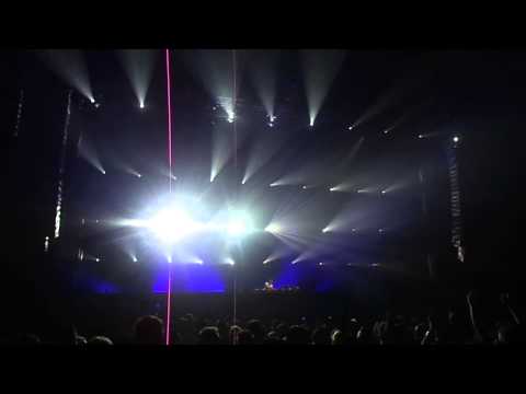 Sandro Silva plays Call Out Epic (Kaskade Mashup) @ HMH 16-11-2012
