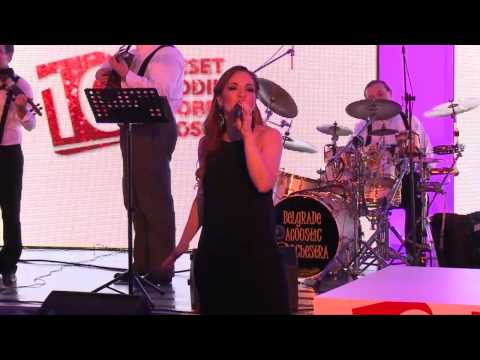 Jelena Tomašević i Beogradski Akustični Orkestar - Proud Mary