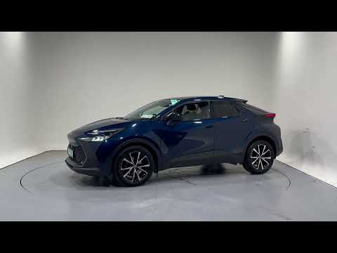 Toyota C-HR HEV SPORT - Image 2