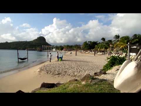 Sandals Grande St Lucian beach