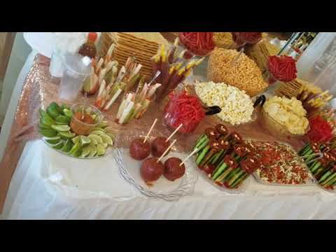 Snack table/ Mesa de botana/ Salada y picoso