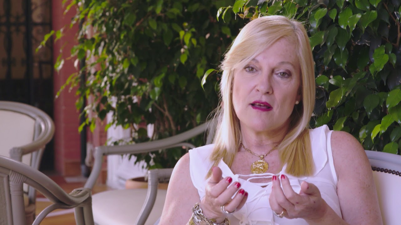 Director Z, el vendedor de ilusiones — Official Trailer