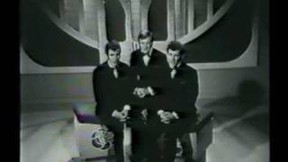 The Lettermen 1968 TV &quot;Going Out of My Head / Can&#39;t Take My Eyes off You&quot; WIth Dancers