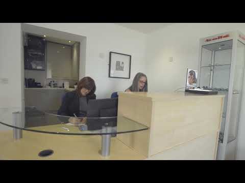 Simon Berry Optometrist Premises Showcase