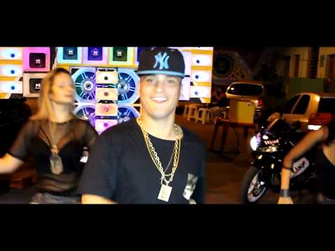 MC B9 - MASSACRE (VÍDEO CLIPE OFICIAL)