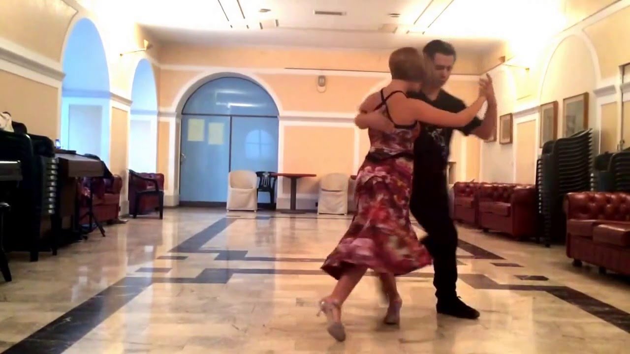 The Panarea dress: Sebastian Zanchez & Malvina Gili improvisation