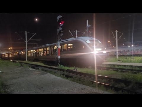 IR 1537 Timisoara Nord - Cluj Napoca soseste timpuriu cu 3 minute avans in statie, la linia 4