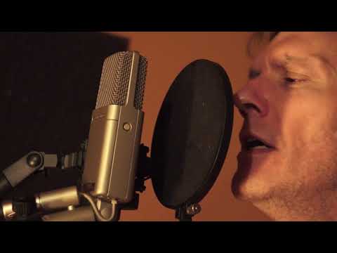 La Desgastada ft. Jorge Nasser - Los de enfrente (video oficial)