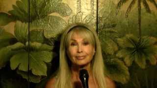 Play Little Music Box Play-Donna Loren (Unplugged 2015)