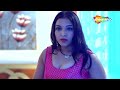 அண்ணி உடை மாற்றுவதை கணவனின் அண்ணன் ப�