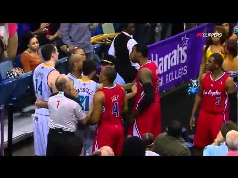 Jason Smith Bounty Flagrant Foul on Blake Griffin (HD)