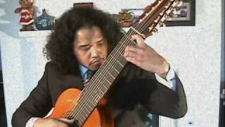 Perfecto De Castro performs "Dahil sa Isang Bulaklak"