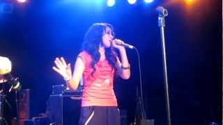 Jasmine V Performing &quot;Crew Love&quot; At The Roxy 4/21/2012