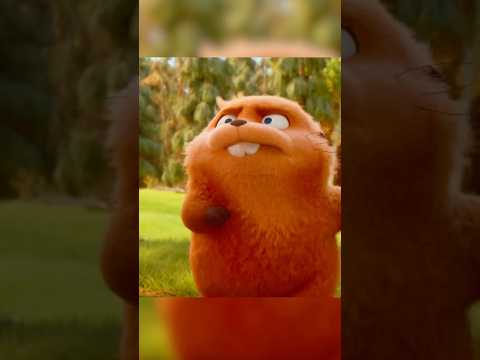 Did she say the bee is proud?😂 #shorts #animation #hoppers #comedy #scifi