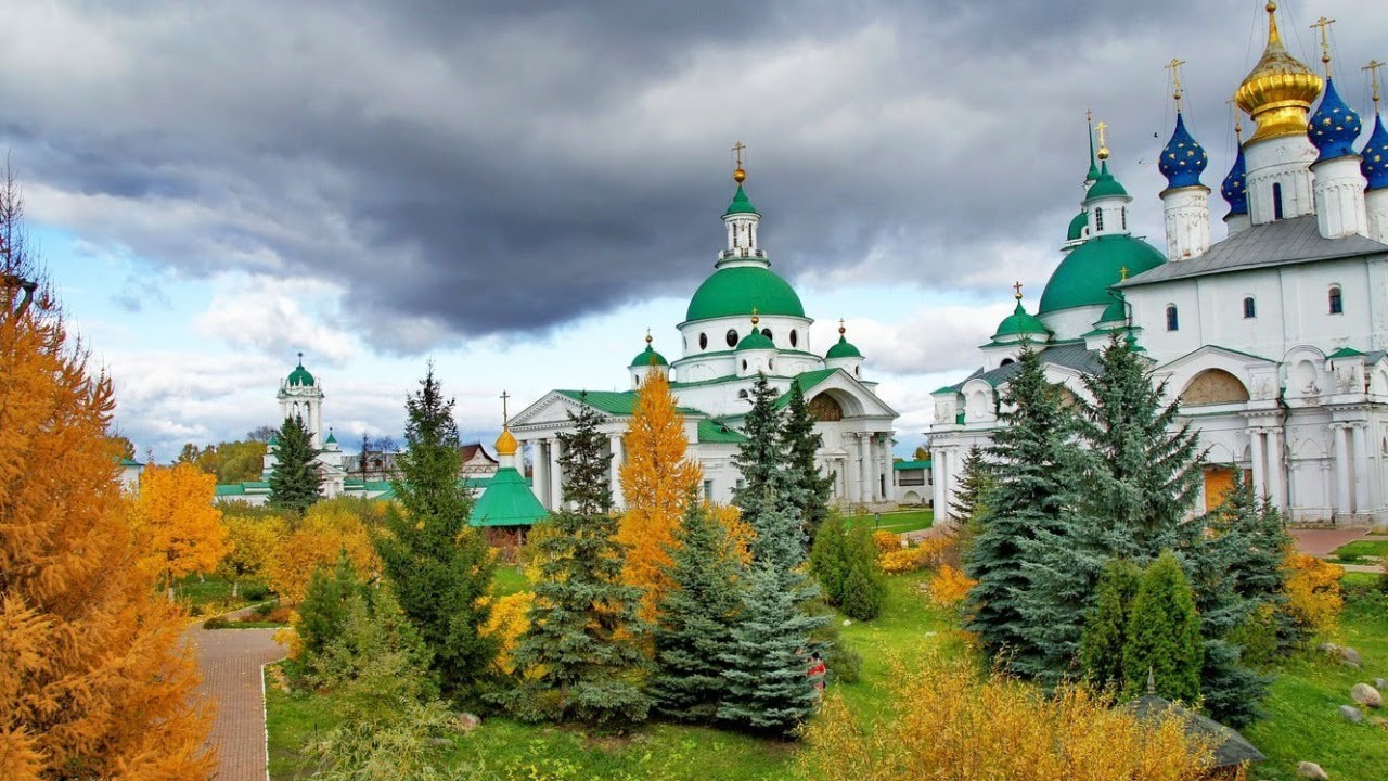 4.11.2021. У 21:30, ВЕЧЕ СА О. ДЕЈАНОМ КРСТИЋЕМ