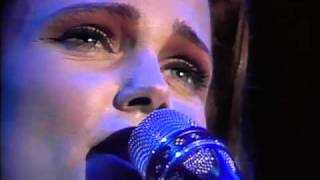 Belinda Carlisle - Whatever It Takes (Runaway Horses Tour &#39;90)