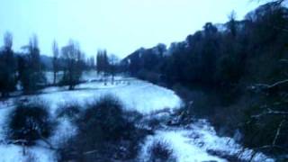 preview picture of video 'Lismore Castle in the snow'