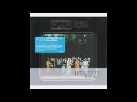 Video thumbnail for Common People (Live at Glastonbury 1995)