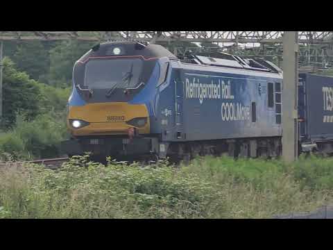 Aurora (88010) bossing it on 4S43 this morning #climateheroes #electrictrains