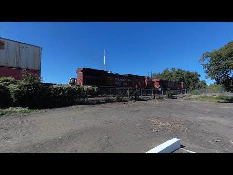 CP Brooks Sub. Morning Traffic in Medicine Hat, AB (09.11.2020.)