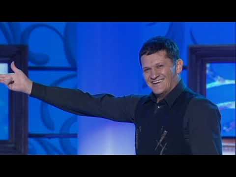 Paul O'Grady vs  Human Slinky