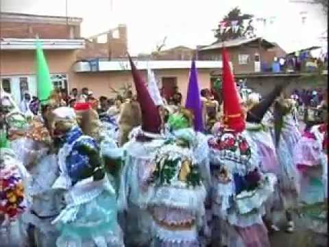 Baile de Ermitaños en Nurio.divx