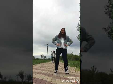 Despacito Remix (iPhone Ringtone Musically)