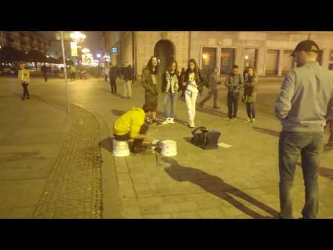Уличный талантливый музыкант Вроцлав Wroclaw