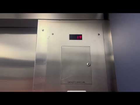 Anti-Scenic Dover Hydraulic Elevator (Schindler HXPress Mod) @ Altamonte Mall- Altamonte Springs, FL