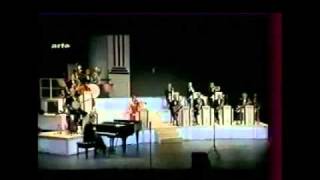 Max Raabe En Veu Alta  "Song of Mandelay" "Alabama song" de Weill/Brecht