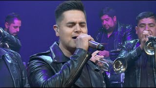 Regulo Caro - Entrevista + Sería un error, Piénsalo bien, Cicatrices y un cover
