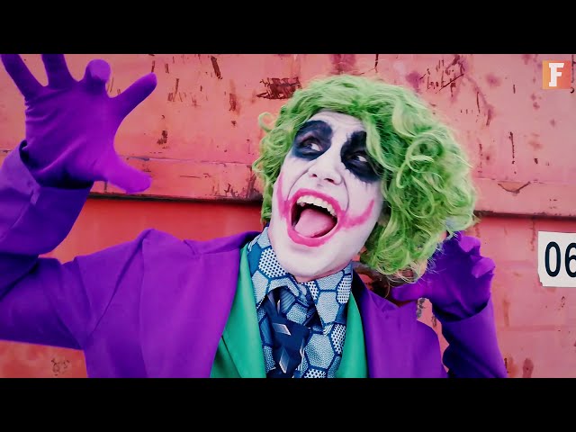Vídeo relacionado con Funidelia Disfraz Oficial de Joker El Caballero Oscuro - Diamond Edition para hombre, pantalón, camisa, corbata, Superhéroes, DC Comics Traje para adultos para fiestas, Carnaval y Halloween - Talla L
