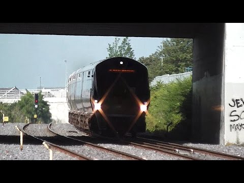 IE 22000 Class ICR Train number 22132 - Park West & Cherry Orchard