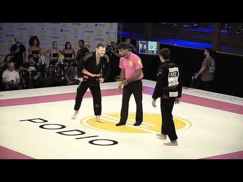 Tommy Langaker vs Tarik Hopstock