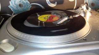 Chuck Berry - Nadine (Is It You?) (Pye International).