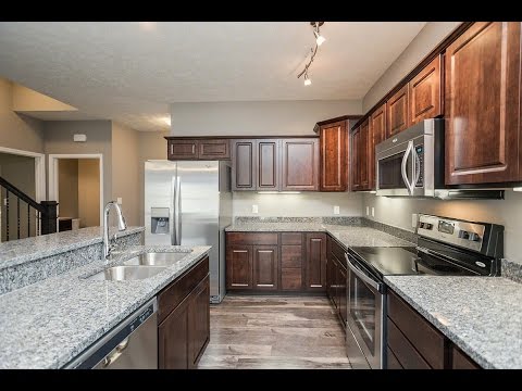 Apartment at 3506 Holmes Park Road in Lincoln Nebraska - 3BD 2.5BA Chateau Apartment For Rent