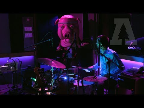 Arc Iris - Piggies Pt. 2 | Audiotree Live