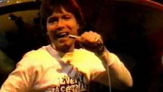 Cliff Richard  "My Kinda Life"