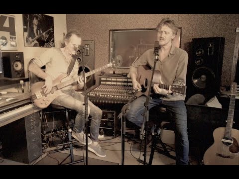 Comerte Entera ( C.Tangana )  - Soulmates live at SOS