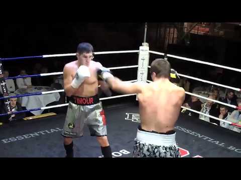 Тимур Никархоев