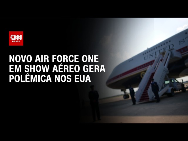 Independência dos EUA: Novo Air Force One em show aéreo gera polêmica | LIVE CNN