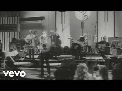 Roy Orbison - Only the Lonely (from A Black and White Night)