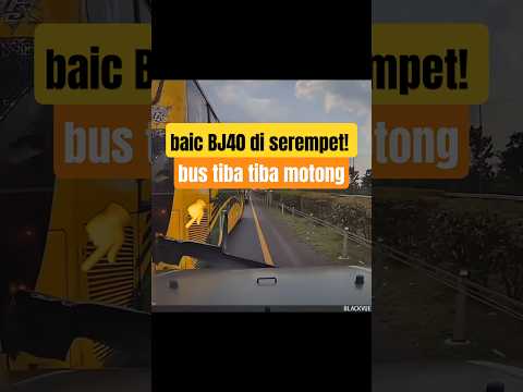 Baic BJ40 di serempet BUS motong! #otomotif #faktaotomotif #shorts #baic #bj40 #suv #bus #ugal