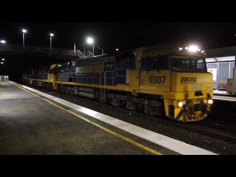 82's and 93's on Pacific National coalies - 16/3/17