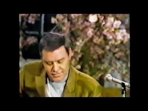 Tom T. Hall - Harper Valley PTA (live TV 1968)