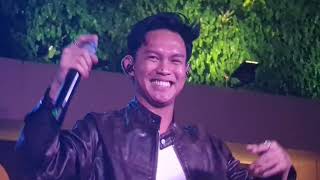 Download lagu FAJAR NOOR Menjaga Hati LIVE SUMMARECON MALL BEKASI 20-6-2025 mp3 Download lagu FAJAR NOOR Menjaga Hati LIVE SUMMARECON MALL BEKASI 20-6-2025 mp3