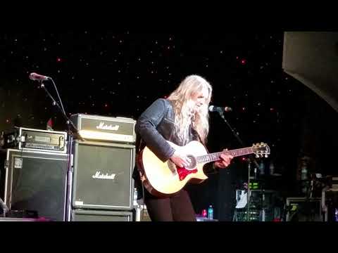 Michael Sweet Joel Hoekstra & Russell Allen - Living on a Prayer