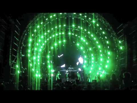 EDC BOYS NOIZE playing Bart B More's "Brap"