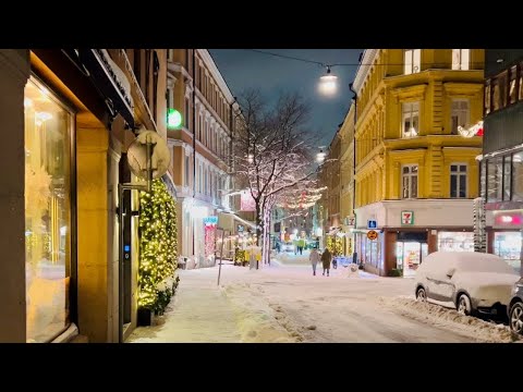 Stockholm Snow Walk: Magical looking city streets. 4K Walking tour: Östermalm to Kungsträdgården. 
